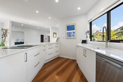 Photo of property in 73m Park Rise, Campbells Bay, Auckland, 0630