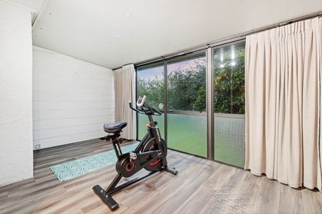 Photo of property in 24 Resolute Way, Papakura, 2110