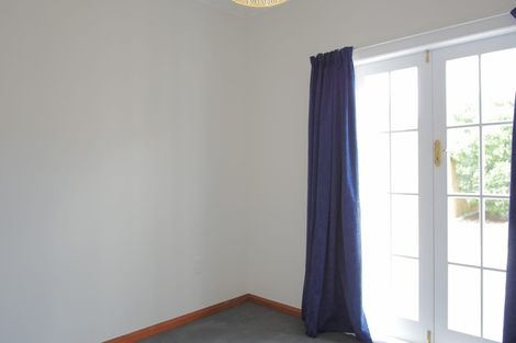 Photo of property in 76 Victoria Avenue, Palmerston North, 4410