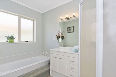 Photo of property in 292 Gravatt Road, Papamoa Beach, Papamoa, 3118