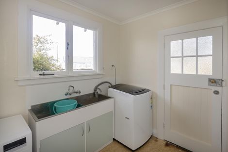 Photo of property in 76 Wharfe Street, South Hill, Oamaru, 9400