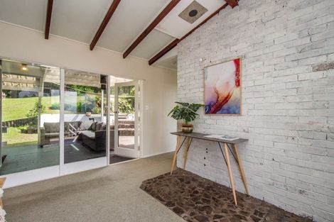 Photo of property in 30 Mountain Road, Western Heights, Rotorua, 3015