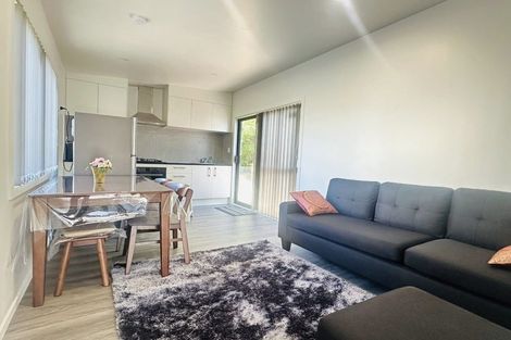 Photo of property in 7 Fulmar Way, Unsworth Heights, Auckland, 0632