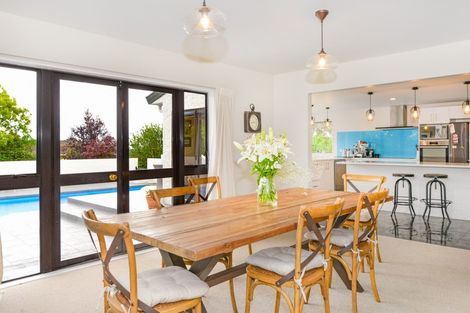 Photo of property in 83 Lane Road, Havelock North, 4130