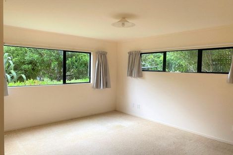 Photo of property in 14 Ellwood Place, Churton Park, Wellington, 6037