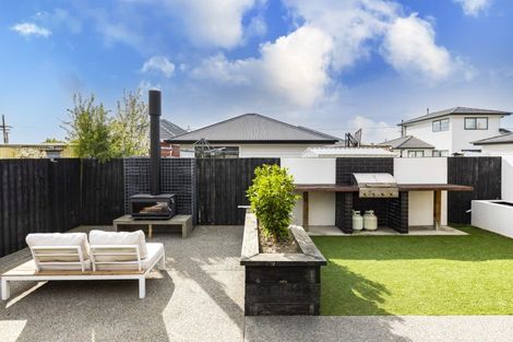 Photo of property in 131a Bower Avenue, New Brighton, Christchurch, 8083