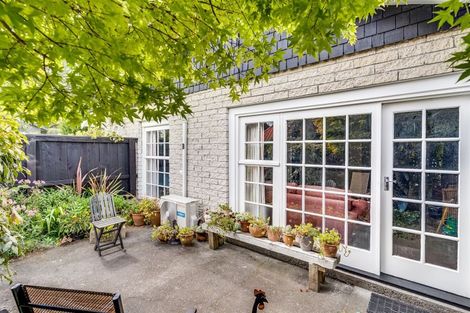 Photo of property in 137 Memorial Avenue, Burnside, Christchurch, 8053