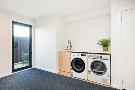 Photo of property in 11 Mangatainoka Lane, Awapuni, Palmerston North, 4412