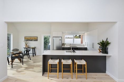 Photo of property in 16b Makora Street, Fendalton, Christchurch, 8041