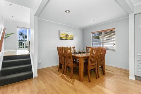 Photo of property in 2/9 Tawa Street, Tawa, Wellington, 5028