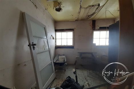 Photo of property in 184 Paparoa Station Road, Paparoa, 0571