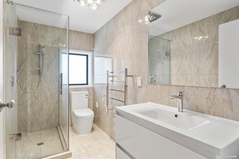 Photo of property in 12 Suzetta Place, Sunnyhills, Auckland, 2010