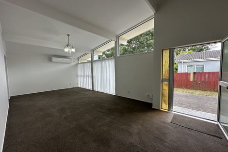 Photo of property in 406 Bucklands Beach Road, Bucklands Beach, Auckland, 2012