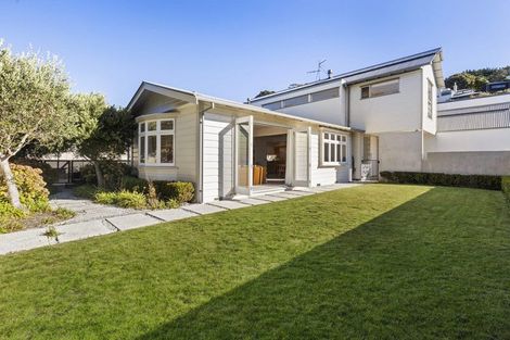 Photo of property in 18 Forres Street, Seatoun, Wellington, 6022