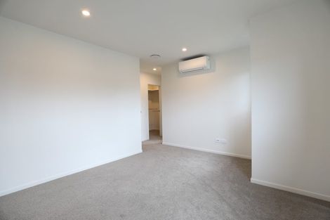 Photo of property in 2d Pinero Place, Bucklands Beach, Auckland, 2014