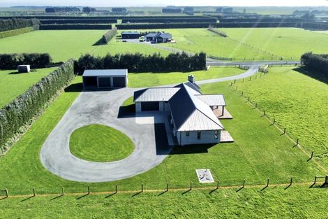 Photo of property in 33 Billy Way, West Plains, Invercargill, 9874