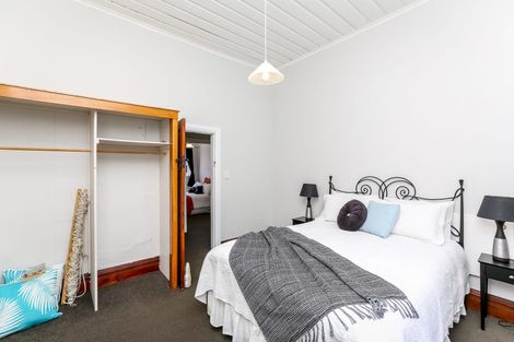 Photo of property in 43 Lorna Street, Lynmouth, New Plymouth, 4310