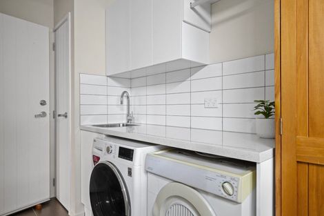 Photo of property in 121 Isabella Drive, Pukekohe, 2120