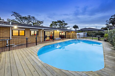 Photo of property in 180 Walter Strevens Drive, Conifer Grove, Takanini, 2112