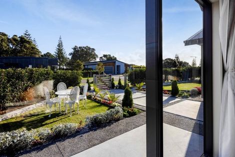 Photo of property in 12 Kotare Drive, Waiwhakaiho, New Plymouth, 4312