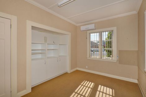 Photo of property in 5 Henry Street, Ebdentown, Upper Hutt, 5018