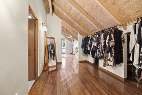 Photo of property in 9 Aotearoa Terrace, Murrays Bay, Auckland, 0630