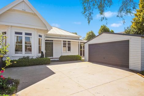 Photo of property in 133 Somerfield Street, Somerfield, Christchurch, 8024