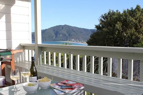 Photo of property in 1a Tirinui Crescent, Tairua, 3508