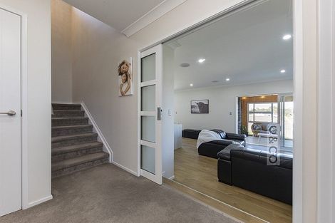 Photo of property in 2 Tauwaka Crescent, Riverhead, 0820