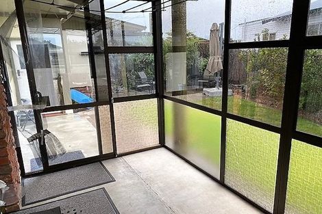 Photo of property in 807a Avenue Road East, Parkvale, Hastings, 4122