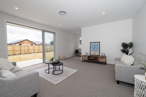 Photo of property in 8 Jag Way, Tinwald, Ashburton, 7700