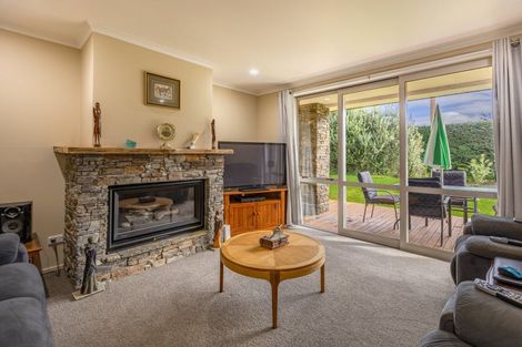 Photo of property in 10 Hickey Street, Otane, 4202