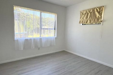 Photo of property in 68 Kaipatiki Road, Glenfield, Auckland, 0629