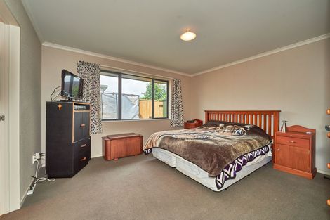Photo of property in 4 Cleveland Heights, Kelvin Grove, Palmerston North, 4414
