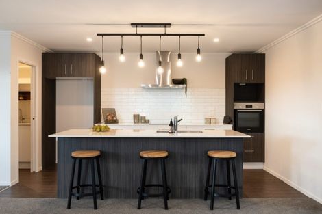 Photo of property in 5 Washingtonia Way, Omokoroa, 3114