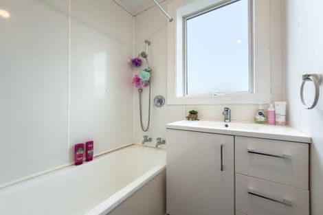 Photo of property in 2 Hamilton Street, East Gore, Gore, 9710