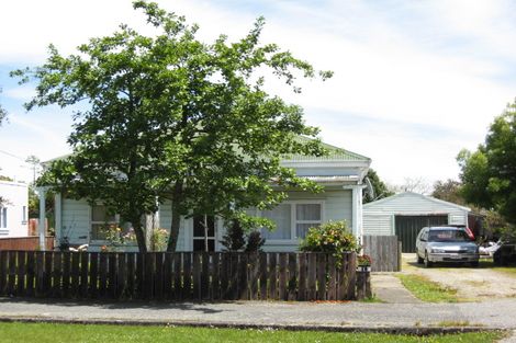 Photo of property in 80 Queen Street, Westport, 7825