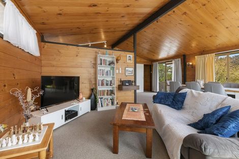 Photo of property in 2/442 Beach Road, Murrays Bay, Auckland, 0630