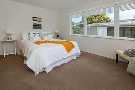 Photo of property in 216a Sturges Road, Henderson, Auckland, 0612