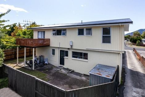 Photo of property in 15 Kotare Street, Hilltop, Taupo, 3330