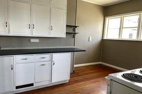 Photo of property in 43 Millar Street, Terrace End, Palmerston North, 4410