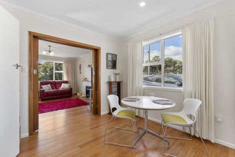 Photo of property in 4 Kowhai Street, Otaki Beach, Otaki, 5512