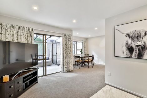 Photo of property in 3/255 Meola Road, Point Chevalier, Auckland, 1022