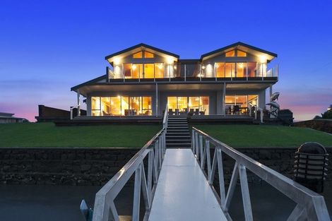 Photo of property in 7 Leeward Drive, Whitianga, 3510