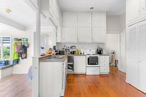 Photo of property in 437 South Road, Waipu, 0582