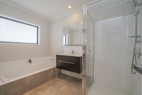 Photo of property in 22 Kupe Drive, Whitianga, 3510