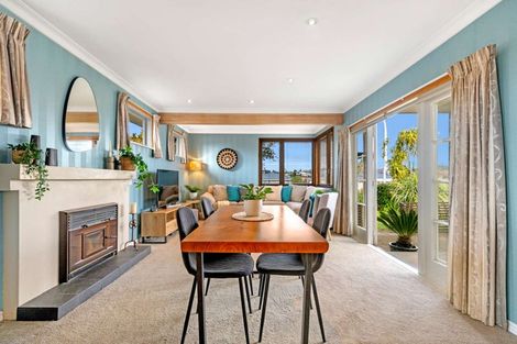 Photo of property in 32 Woodford Avenue, Brookfield, Tauranga, 3110