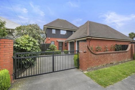 Photo of property in 1/10 Albany Street, St Albans, Christchurch, 8014