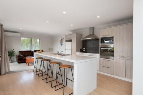 Photo of property in 43 Benmore Crescent, Pyes Pa, Tauranga, 3112