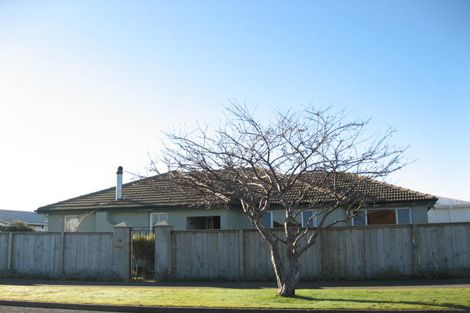 Photo of property in 1 Ure Street, Windsor, Invercargill, 9810
